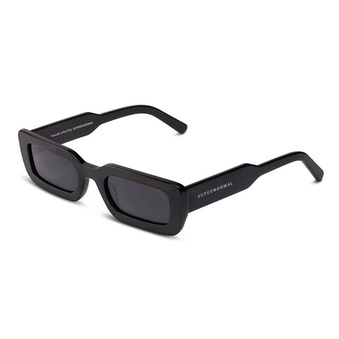 Supernormal Sassy Black